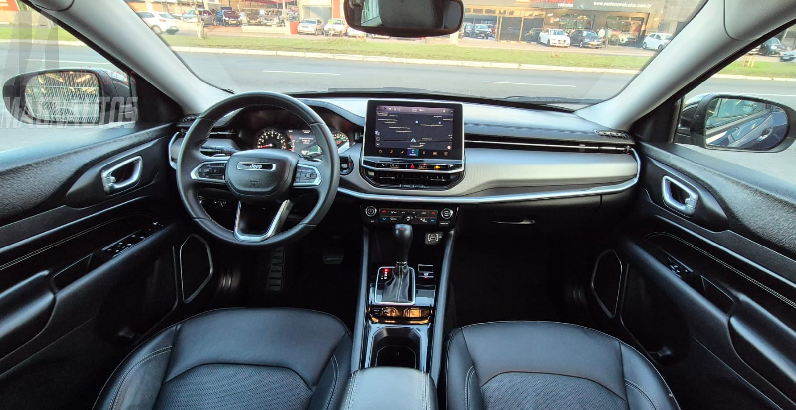 Compass Longitude 1.3 Turbo.