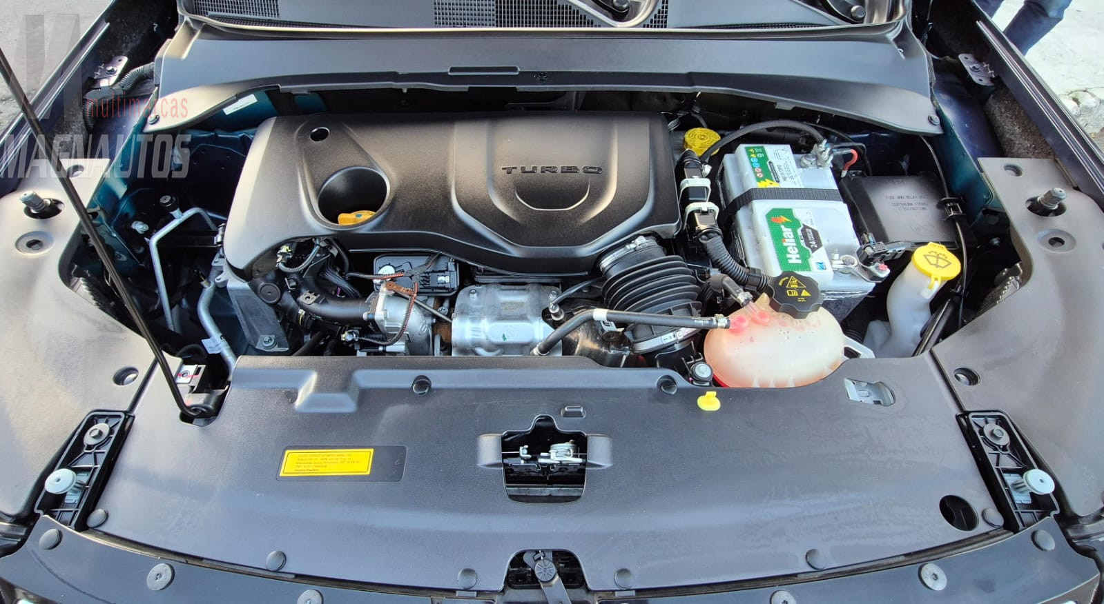 Compass Longitude 1.3 Turbo.