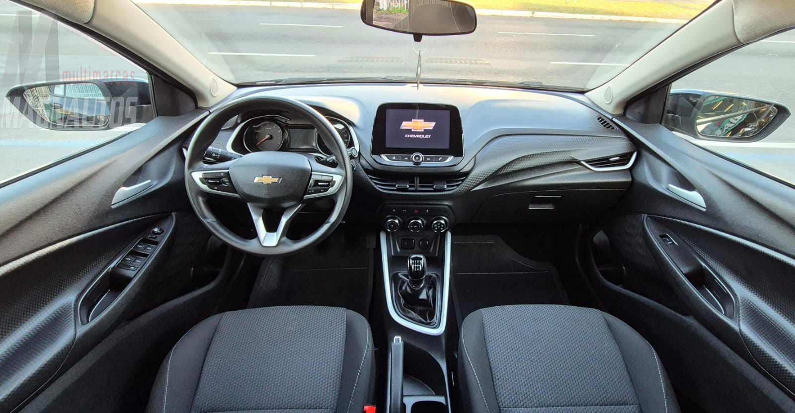 Onix Plus LT 1.0 Preto