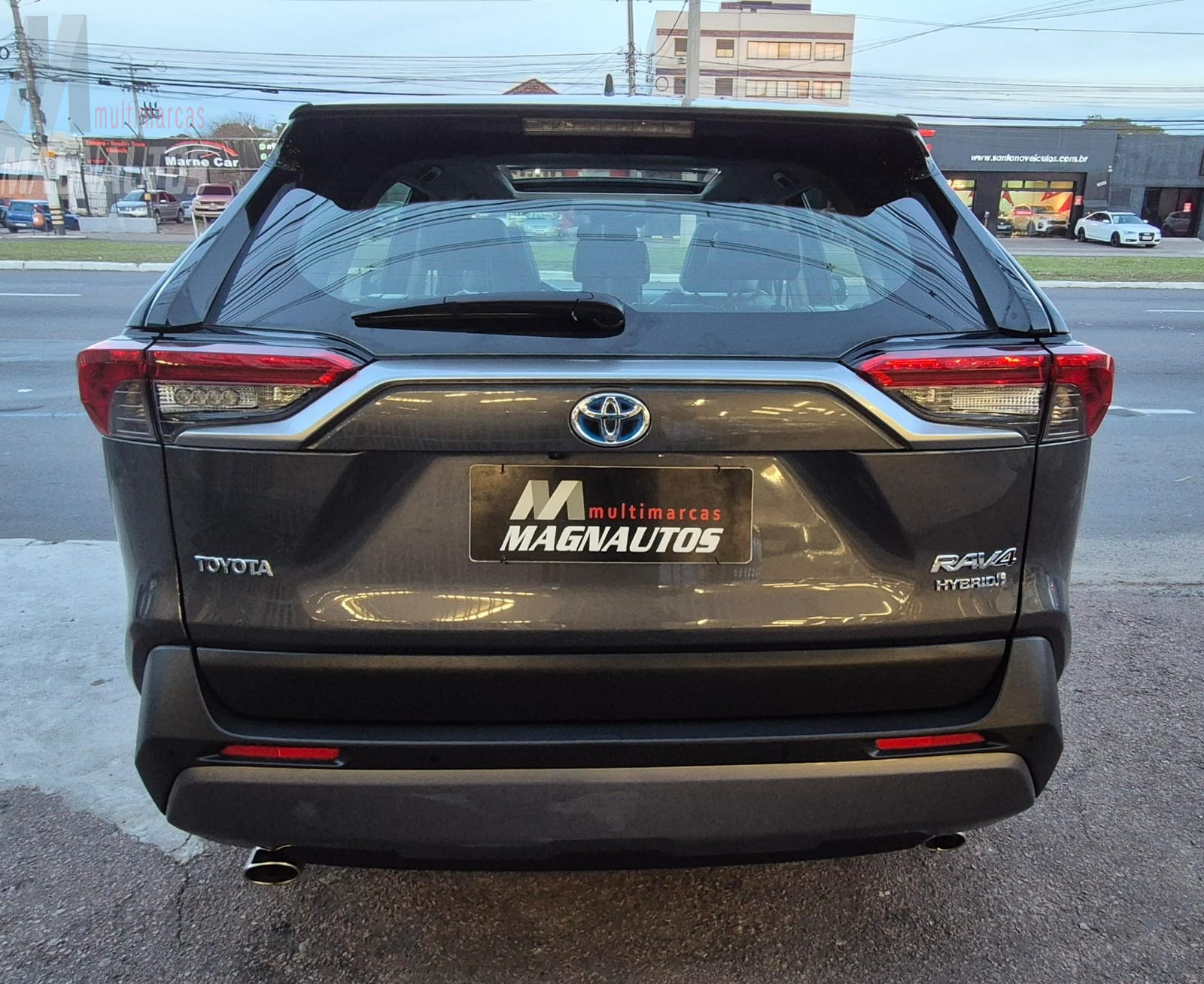 RAV4 SX Connect Hybrid  2.5 AWD