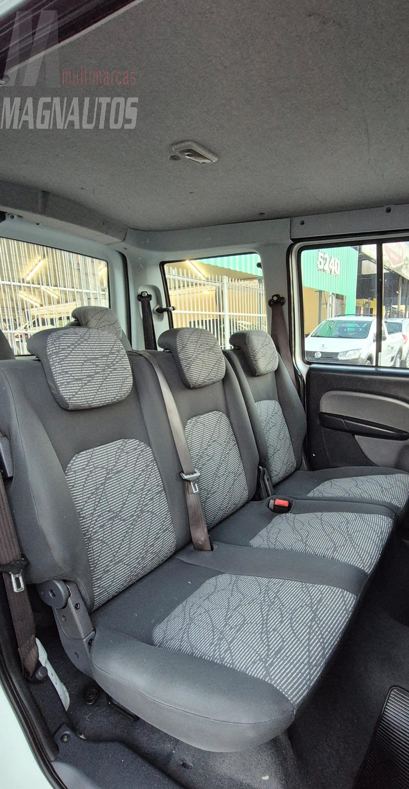 Doblo Essence 1.8, 7 Lugares.
