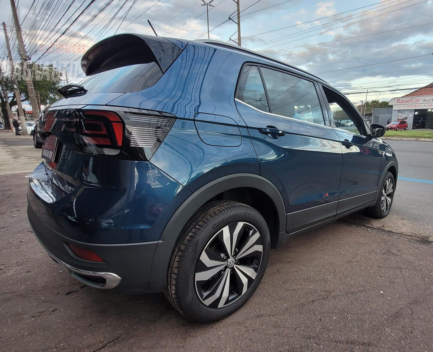 T-Cross Highline 250 TSI 1.4 Turbo.