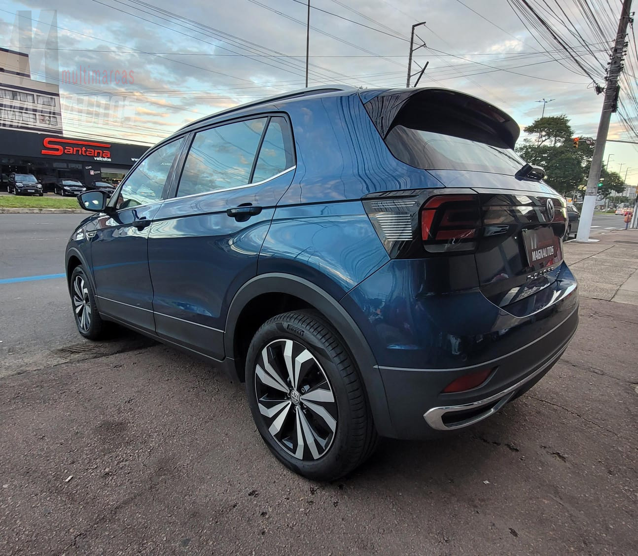 T-Cross Highline 250 TSI 1.4 Turbo.