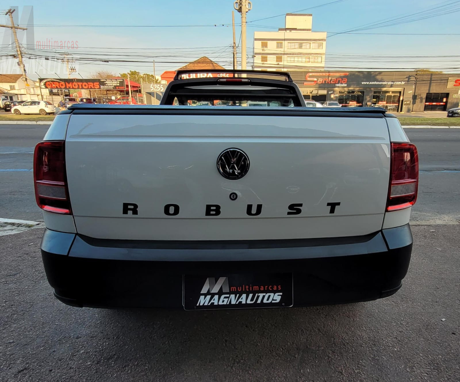 Saveiro Robust 1.6 CS Completo.