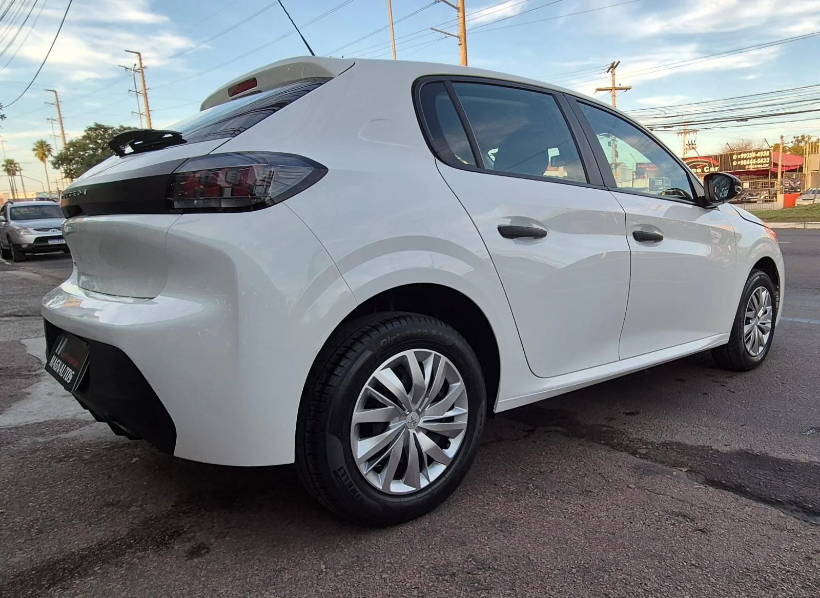 Peugeot 208 Like 1.0
