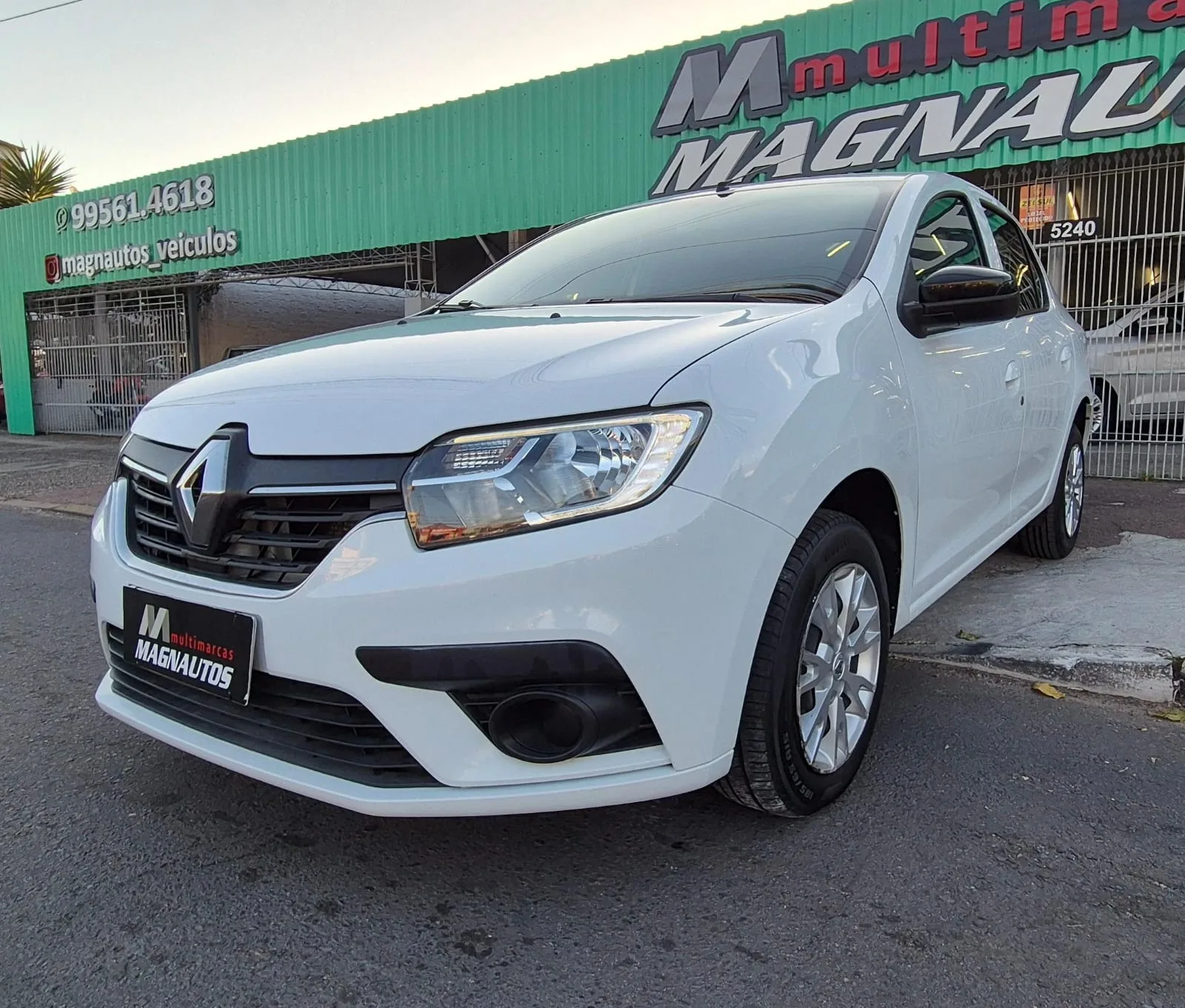 Renault Logan Zen 1.0