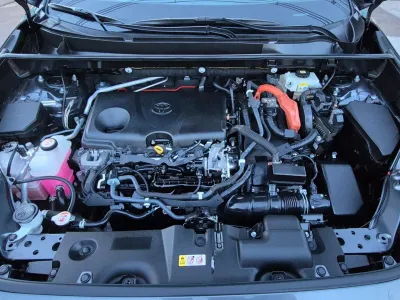 Toyota RAV4 SX Connect Hybrid 2.5 4WD