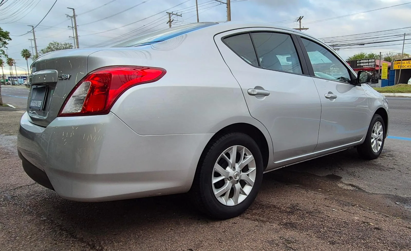 Nissan Versa SV 1.6