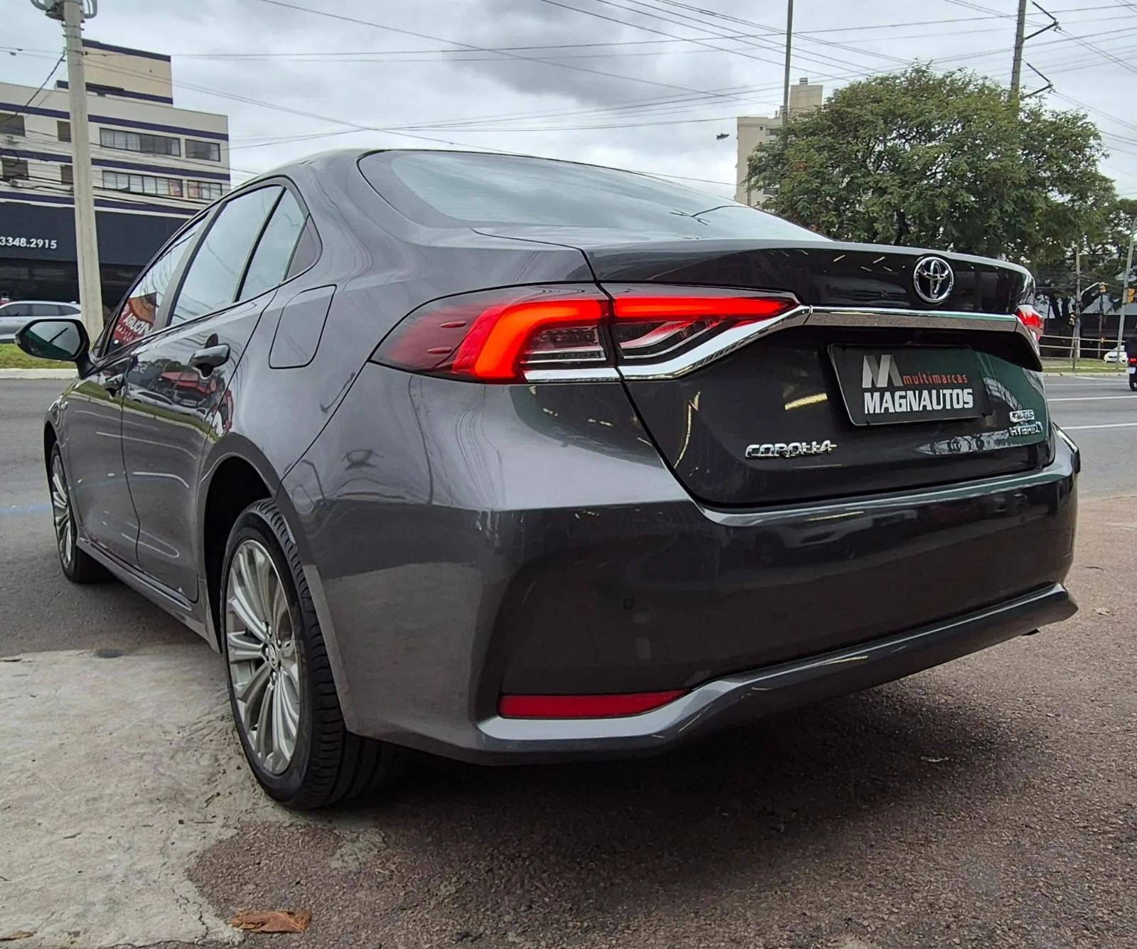 Toyota Corolla Altis 1.8 Hybrid
