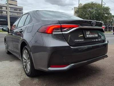 Toyota Corolla Altis 1.8 Hybrid