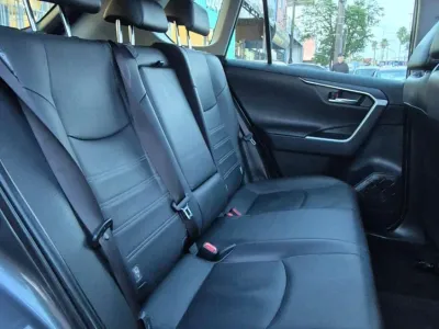 Toyota RAV4 SX Connect Hybrid 2.5 4WD