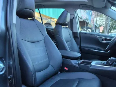 Toyota RAV4 SX Connect Hybrid 2.5 4WD