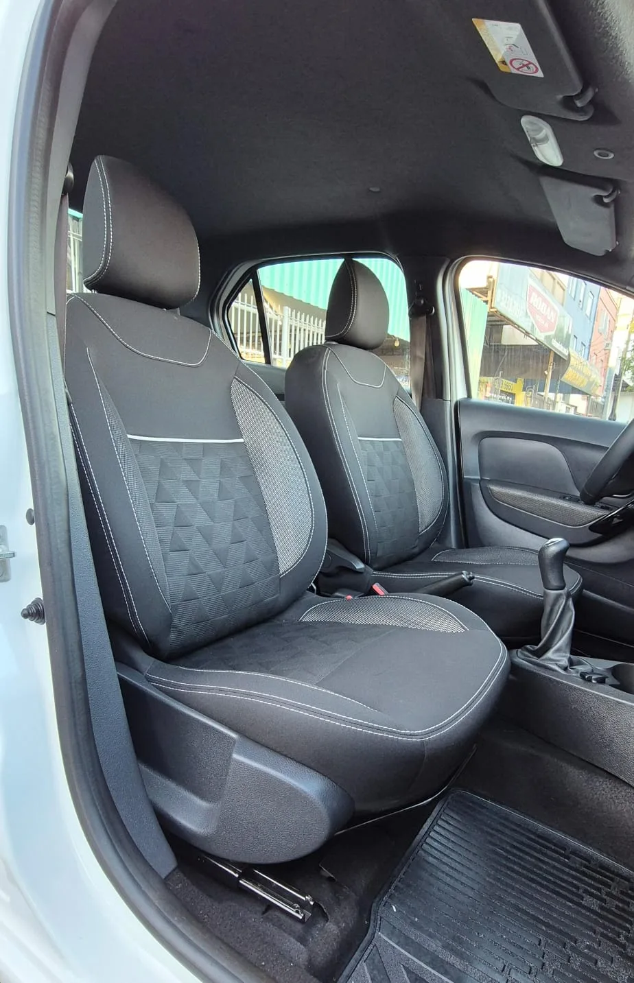 Renault Logan Zen 1.0