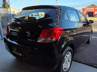 Chevrolet Onix LT 1.0